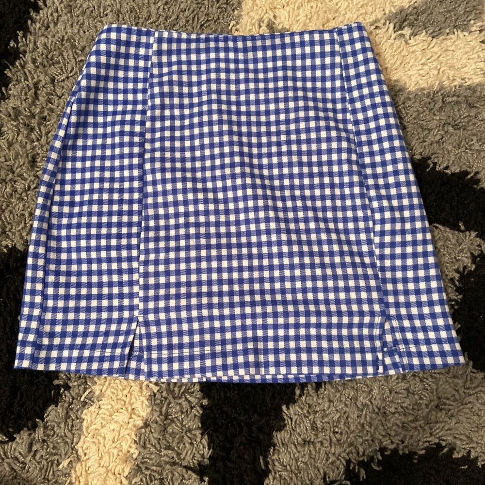 Blue plaid pleated tight fitted skirt
